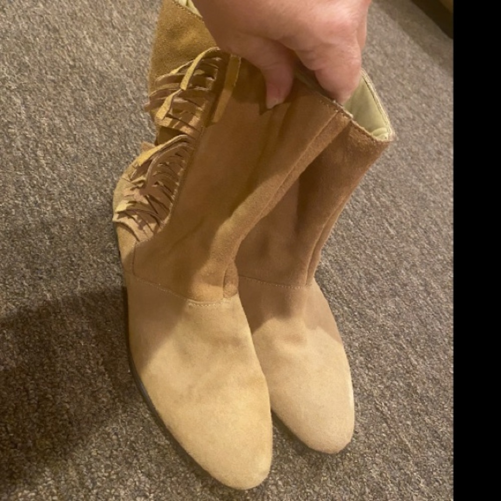 NWOT Silhouette Boots Women's 8 Brown genuine Leather Upper tassel flat Boots